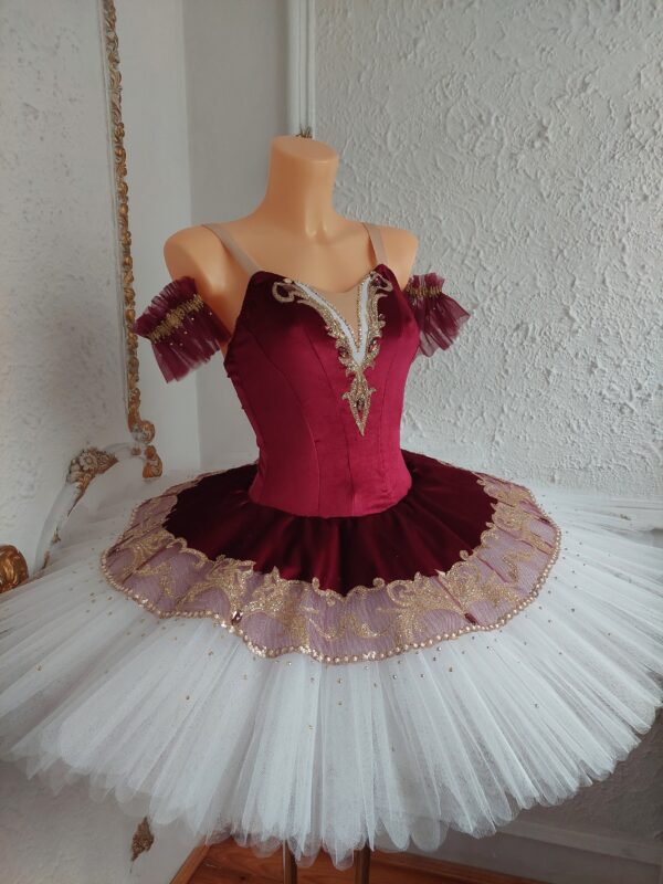 tutu szycie paczka baletowa klasyczna stroje baletowe Esmeralda Kitri Paquita ballet costumes Don Quichote Kichot custom made