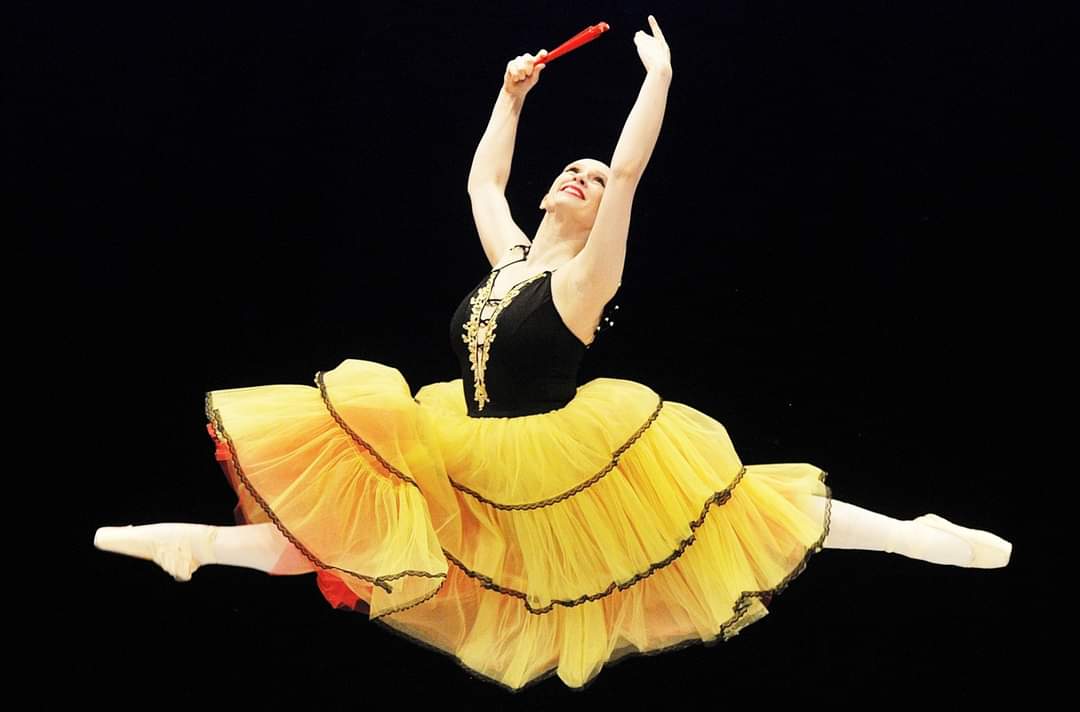 Paczka baletowa romantyczna szycie stroje baletowe tutu romantic costumes ballet Kitri Don Kichot custom stage